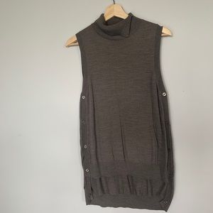 The Limited sleeveless knit top